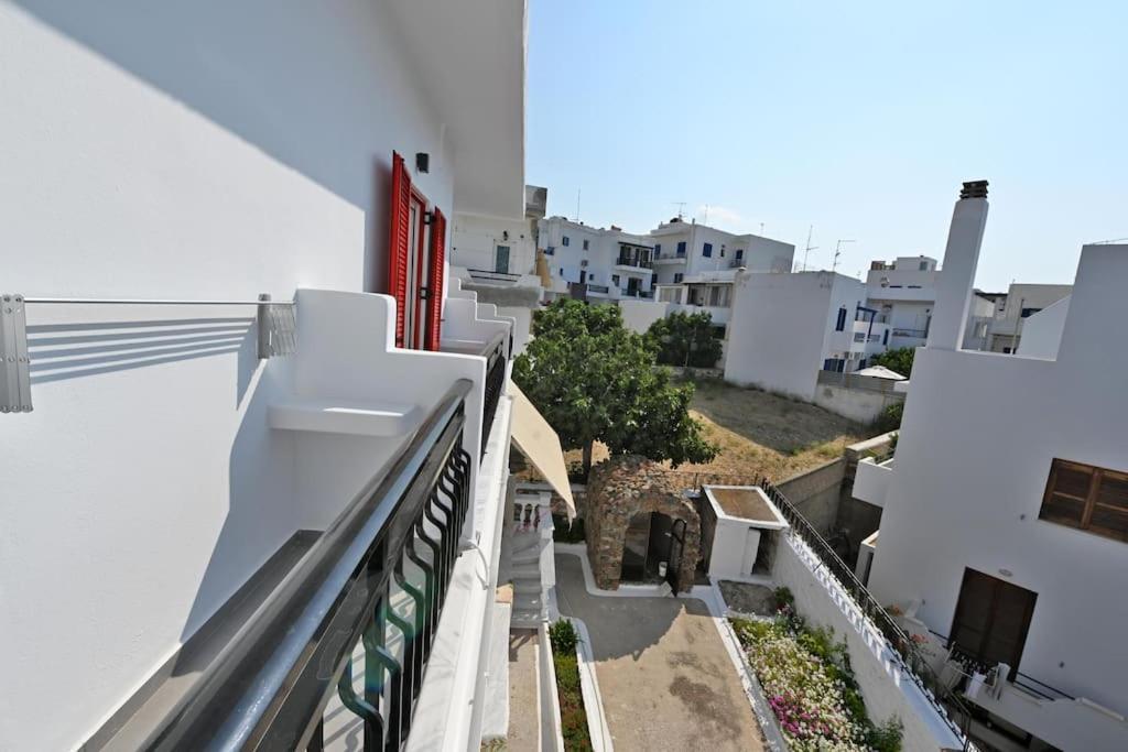 Kleri'S Apartments 6 Tinos Exterior photo